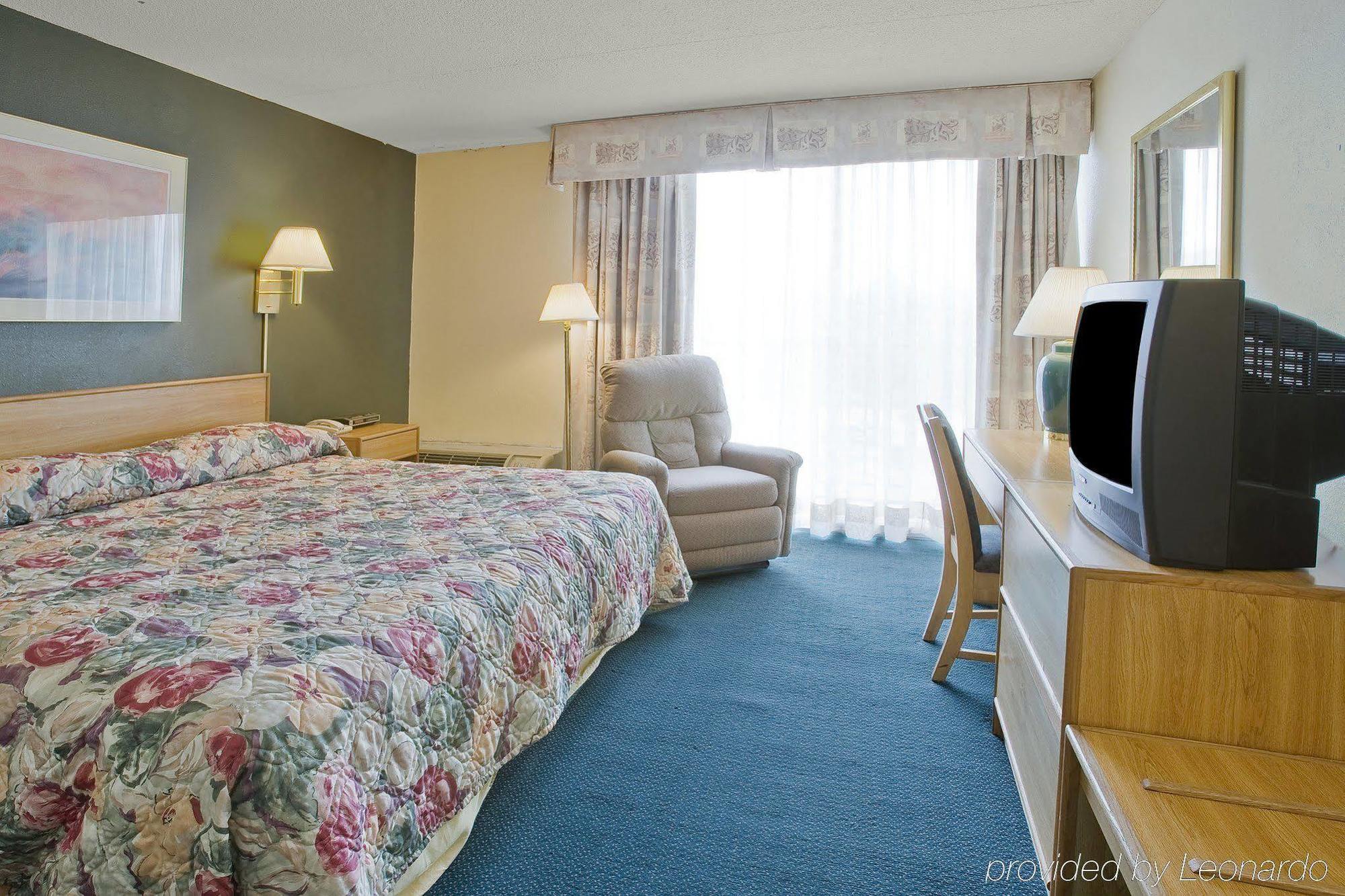 Broadview Inn Suites Galesburg Exterior photo